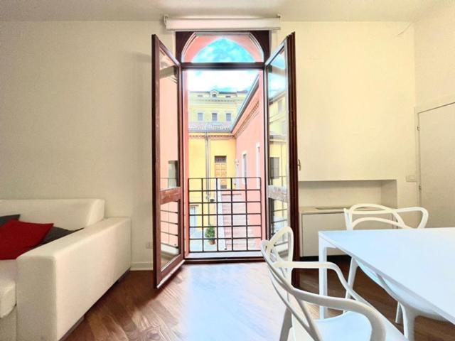 Domus Verona - Ampia Moderna Casa Su 2 Piani Nel Cuore Di Verona Exterior foto